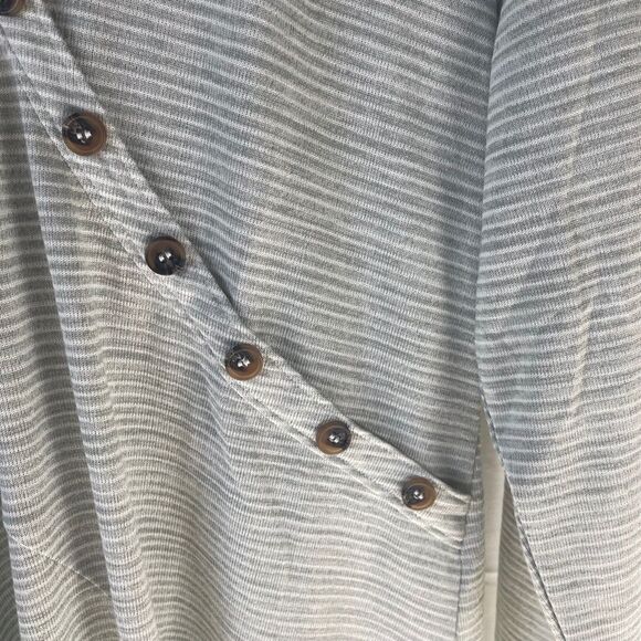 Soft Surroundings Tamara Green/White Striped Button Detail Knit Tunic NWT Sz L - Picture 8 of 9